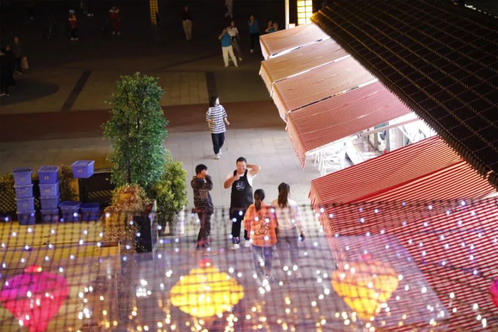 毕节有个网红夜市快来逛gai