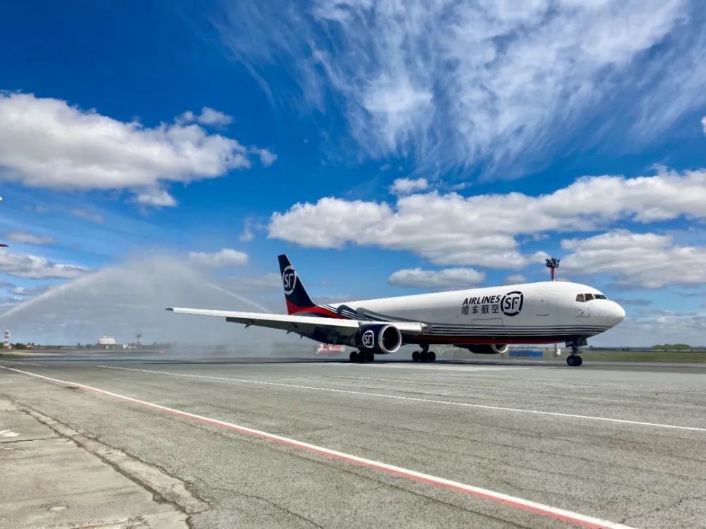 净利润同比增长23061顺丰聚焦核心物流战略作用凸显