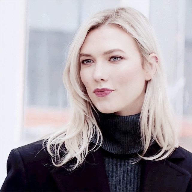 "维密模特"小kk,不爱t台爱编程!了解她的穿搭要在她下班路上