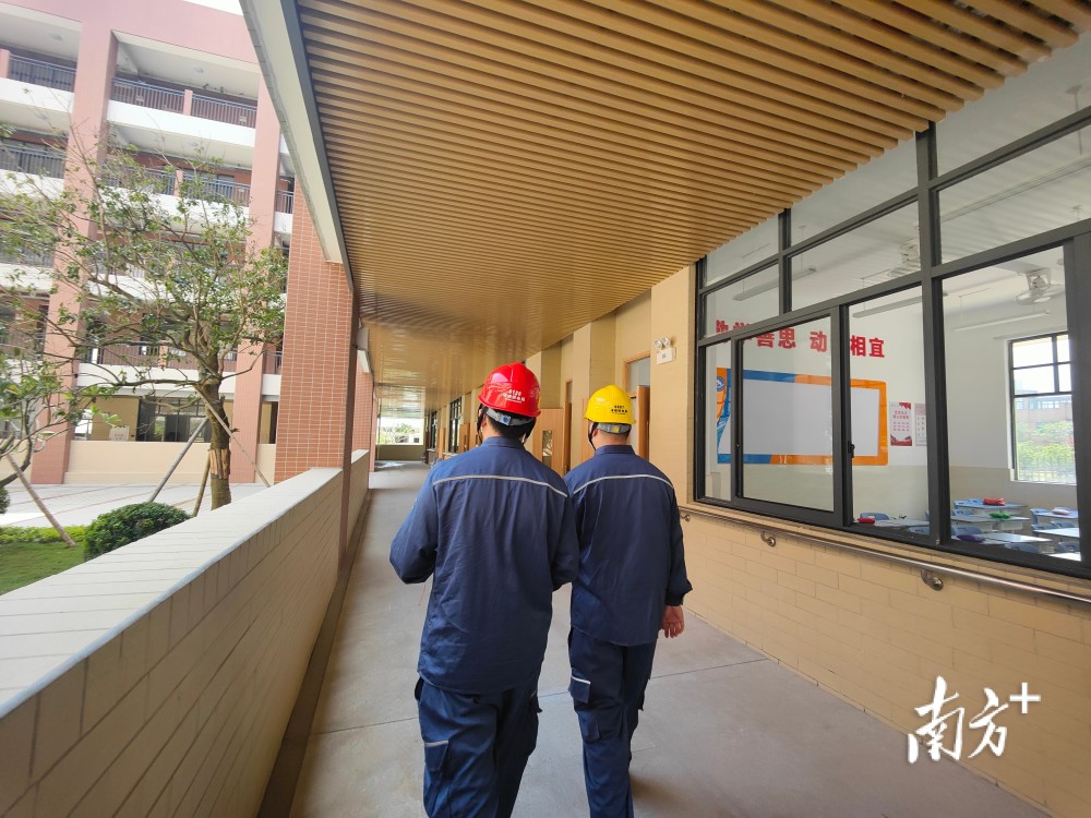 南方电网广东清远清城供电局护航开学季,"电"亮新校园_腾讯新闻