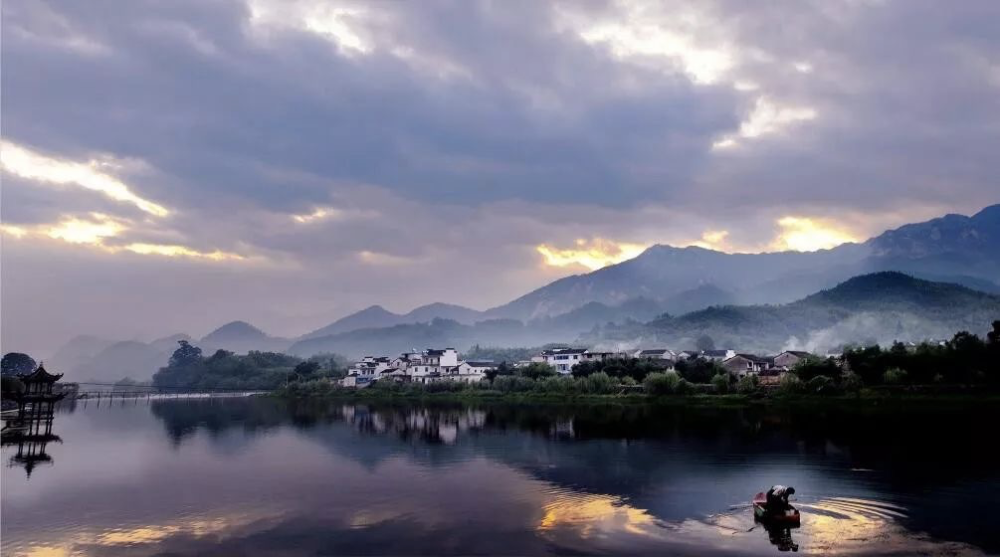 安徽人游安徽龙川景区拍了拍你快来收取这波雨后美景