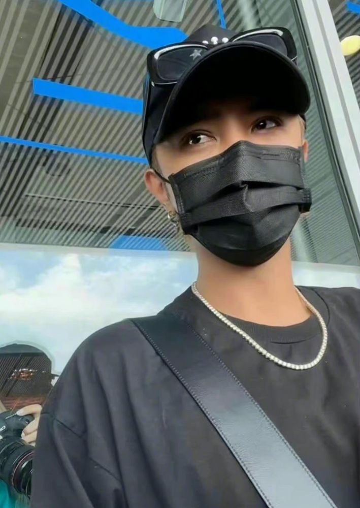 全面复出?罗志祥高调现身北京,曾扬言要把失去的都拿回来插图2