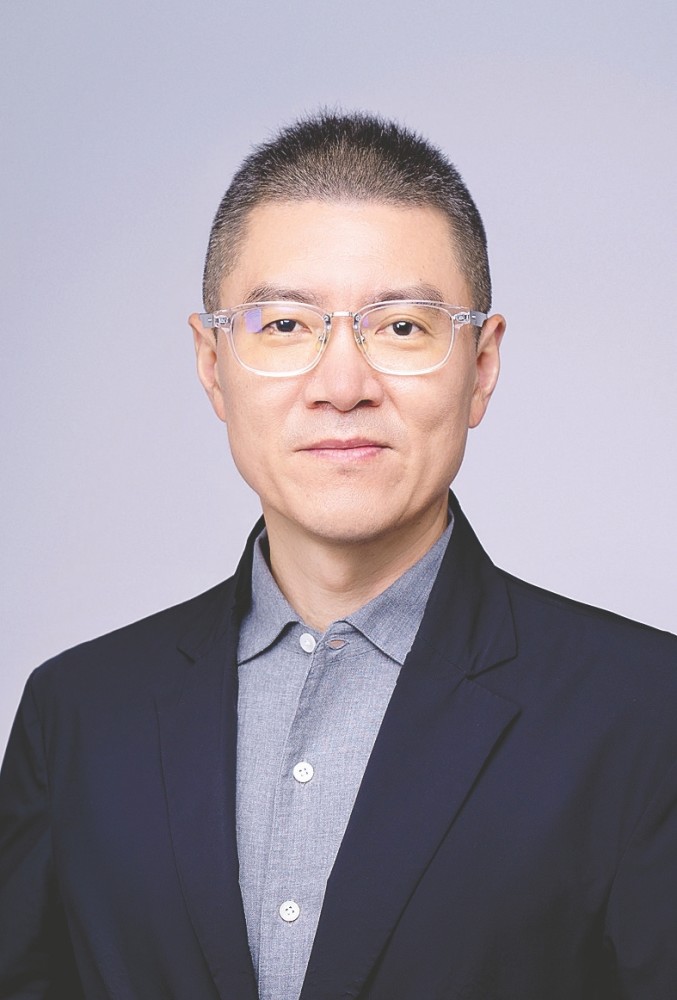 中城新产业董事长刘爱明从住宅到产业园是从挣快钱到挣慢钱的转变