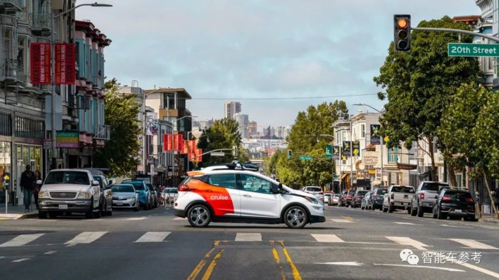 硅谷完全无人驾驶出租刚商用就撞了，调查结果更惊人：这种情况技术上无解