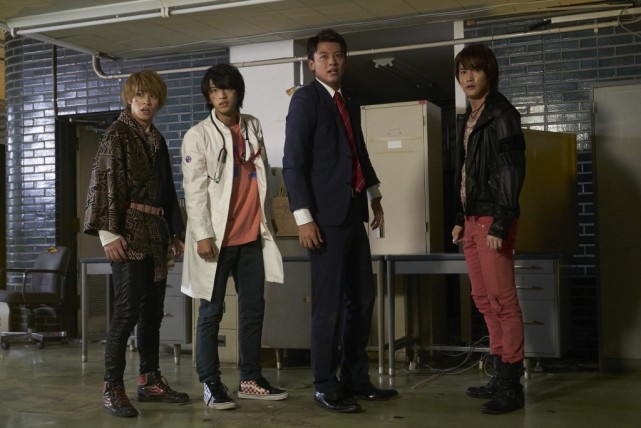 假面骑士wizard主角团十年后再次聚首 巅峰颜值不变 认不出的兽爷