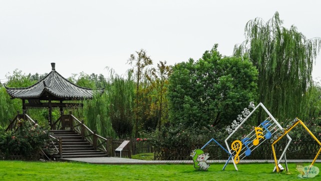 合肥新晋网红开放式公园,"肥东十景"之一,坐拥安徽最大湖喷泉