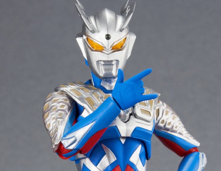 赛罗奥特曼修行装甲:能抗三辆吉普车的专用套装 把炒冷饭做到了极致