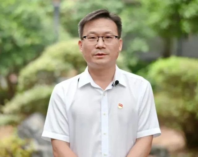 区长,郴州经开区党工委副书记,管委会第一主任蒋慧亮"对北湖区,郴州经