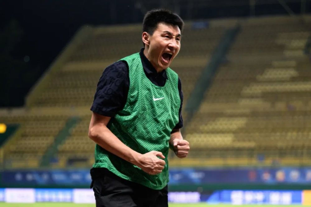 李玮锋首秀广州城终获16轮"首胜",津门虎打出赛季最差表现_腾讯新闻