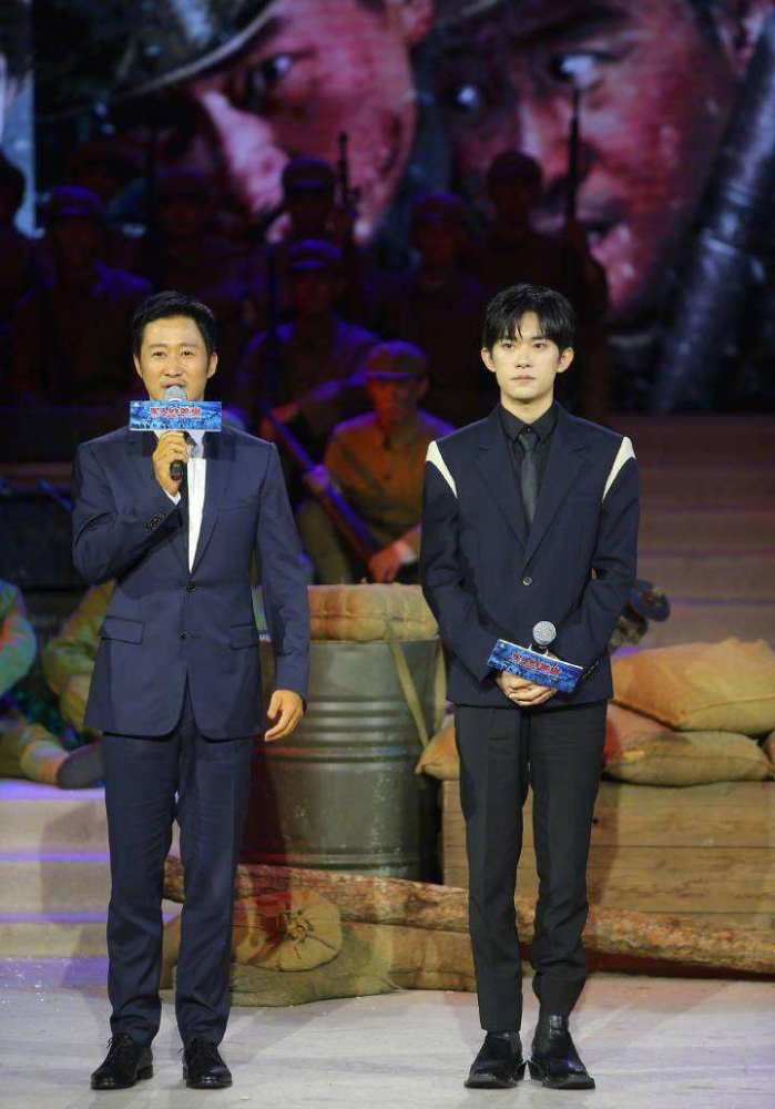 吴京和易烊千玺的组合成功后,于和伟和杨洋的组合也诞生了_腾讯新闻