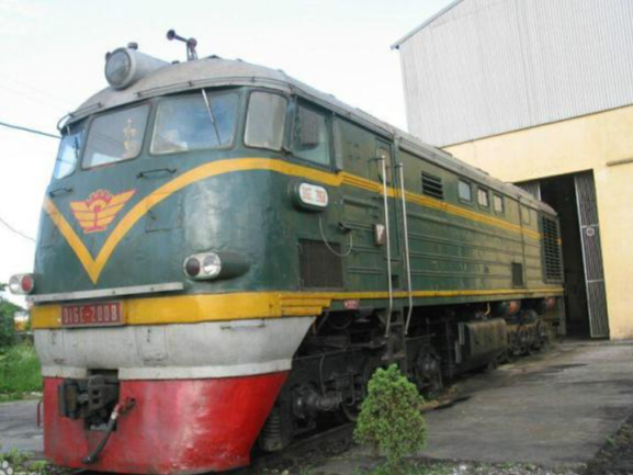 "整容"后破涕为笑的老东风,记东风内燃机车后期型的故事