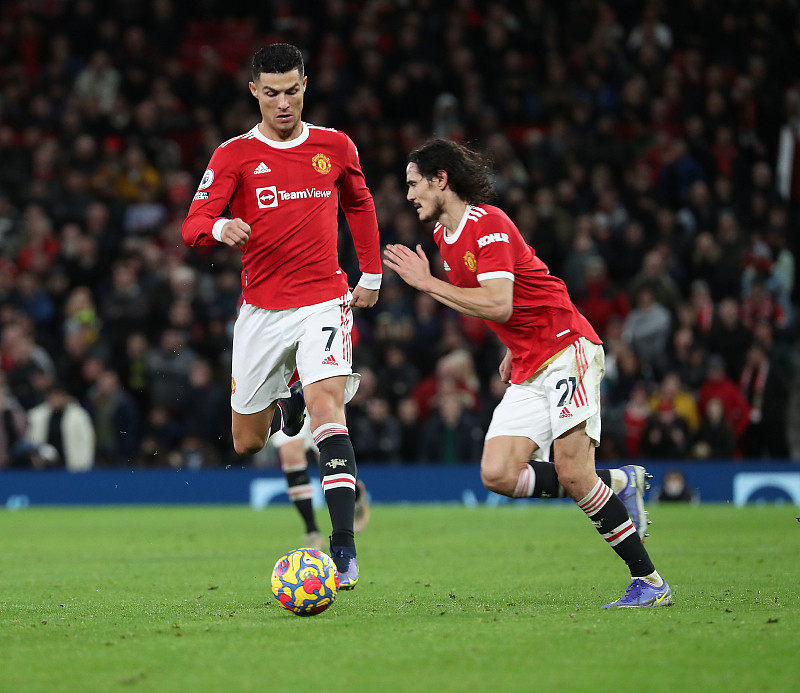 卡瓦尼:我喜欢7号或9号,但绝对不会去索要队友的号码_腾讯新闻