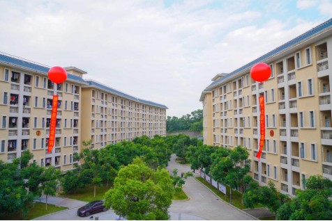 广州华南商贸职业学院喜迎2022级新生_腾讯新闻