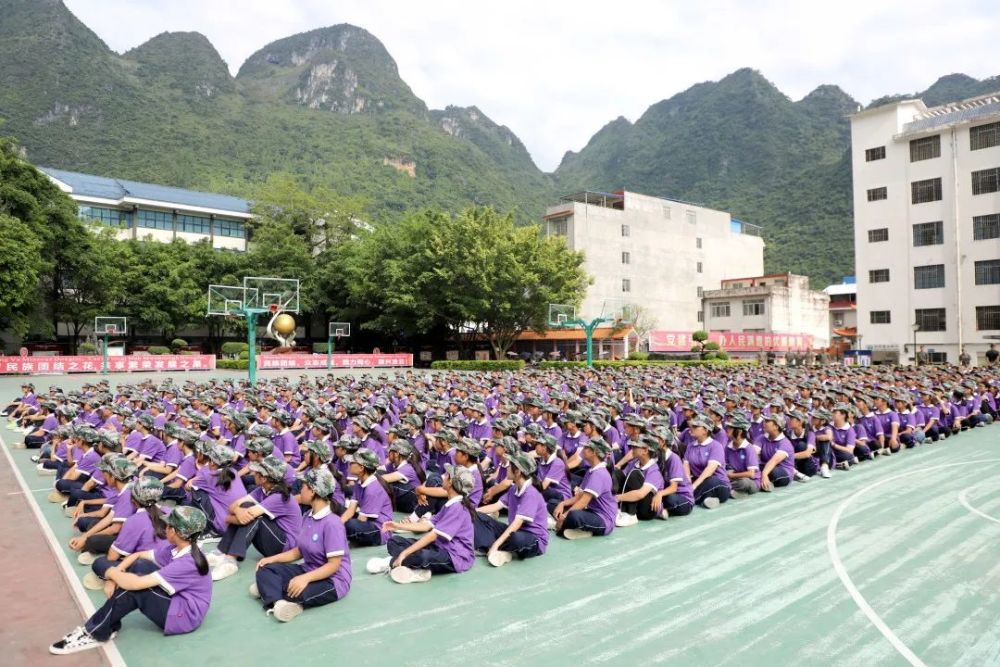 消防进校园 防患于未"燃" ——凌云县第二中学开展2022秋季学期新生