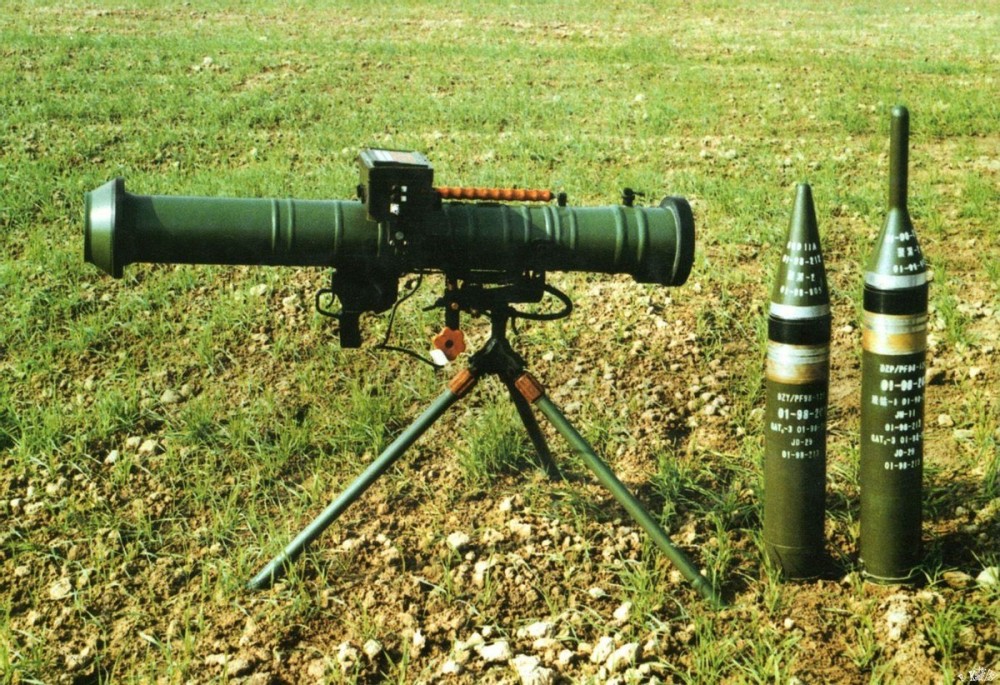 人手一发火箭弹,外加120mm火箭筒_腾讯新闻