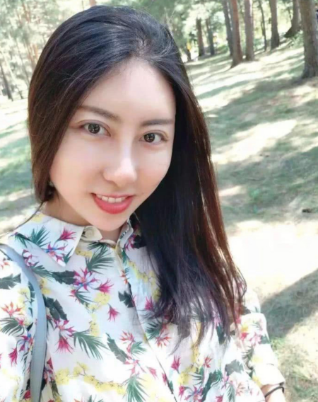 时隔半个月作家贾浅浅终于回应:多首网传诗歌并非自己所写