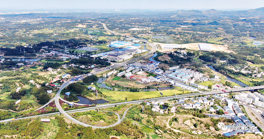 喜迎二十大乡镇看发展|曾都61何店镇_腾讯新闻