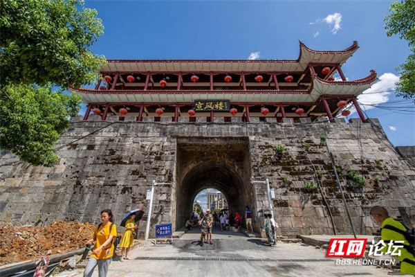 每日一图湖南武冈古城墙风雨百年雄姿仍在