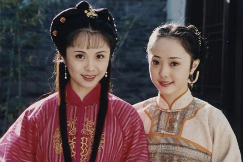 杨若兮年轻的时候可是个天然大美女,这一对比发现,视频中的杨若兮脸型