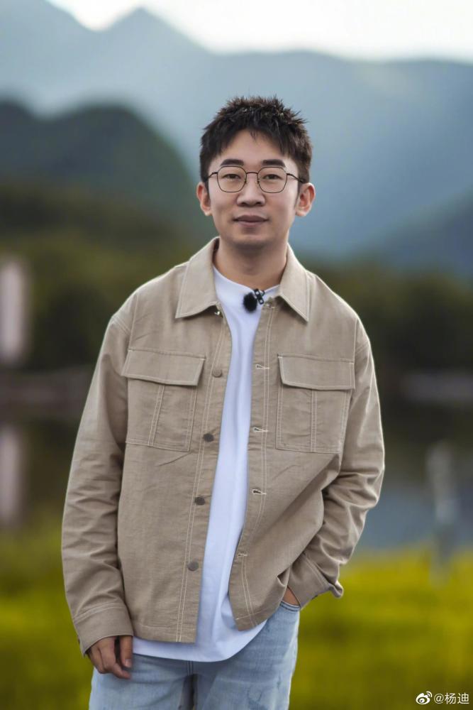 众星为四川祈福,谢娜,杨迪为家乡祈福,蔡依林转发央视新闻动态_腾讯