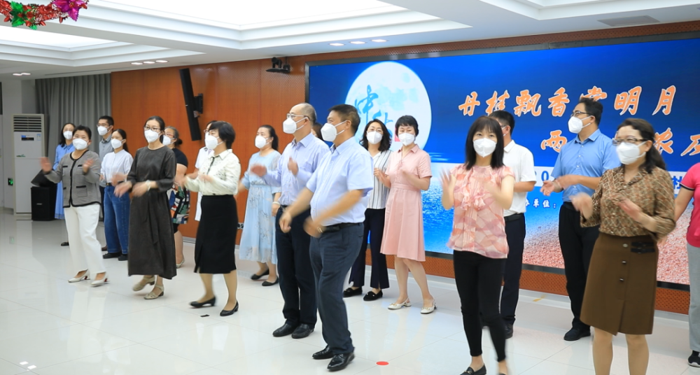 2022服贸会圆满落幕北京广播电视台与您相约明年再见小学三年级龟兔赛跑的数学题
