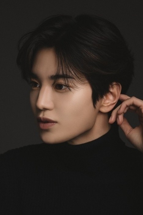 韩国男团infinite成员李成钟签约新经纪公司