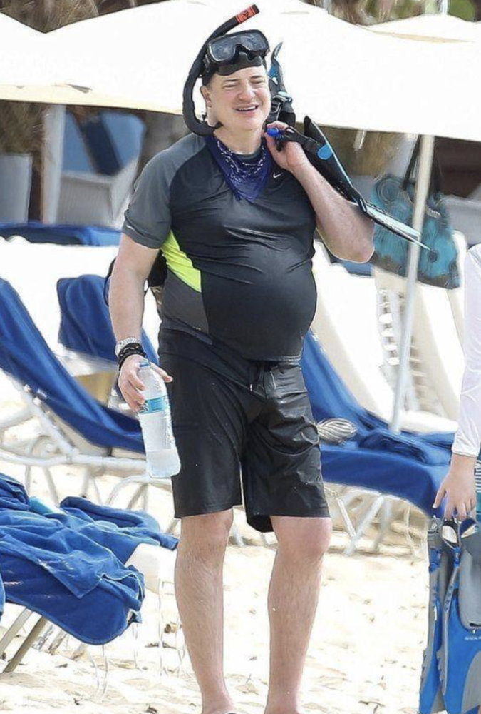 而之所以布兰登·费舍会在很多观众面前消失了很长时间,并且发福到