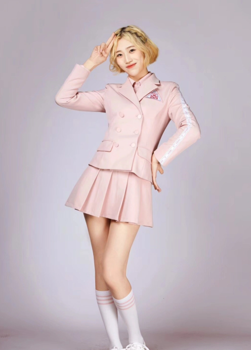 林彦俊站姐直播爆料,多位明星被发现在线吃瓜,本人回应:目前单身