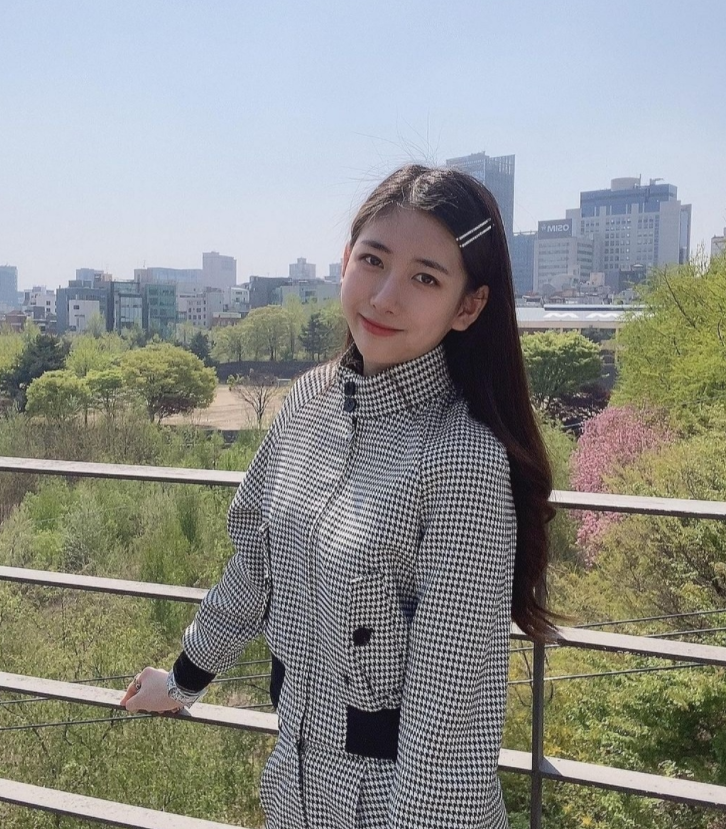 朴旻厦热爱射击,在拿到冠军之后,她在社交媒体上留言,3年的流行时间