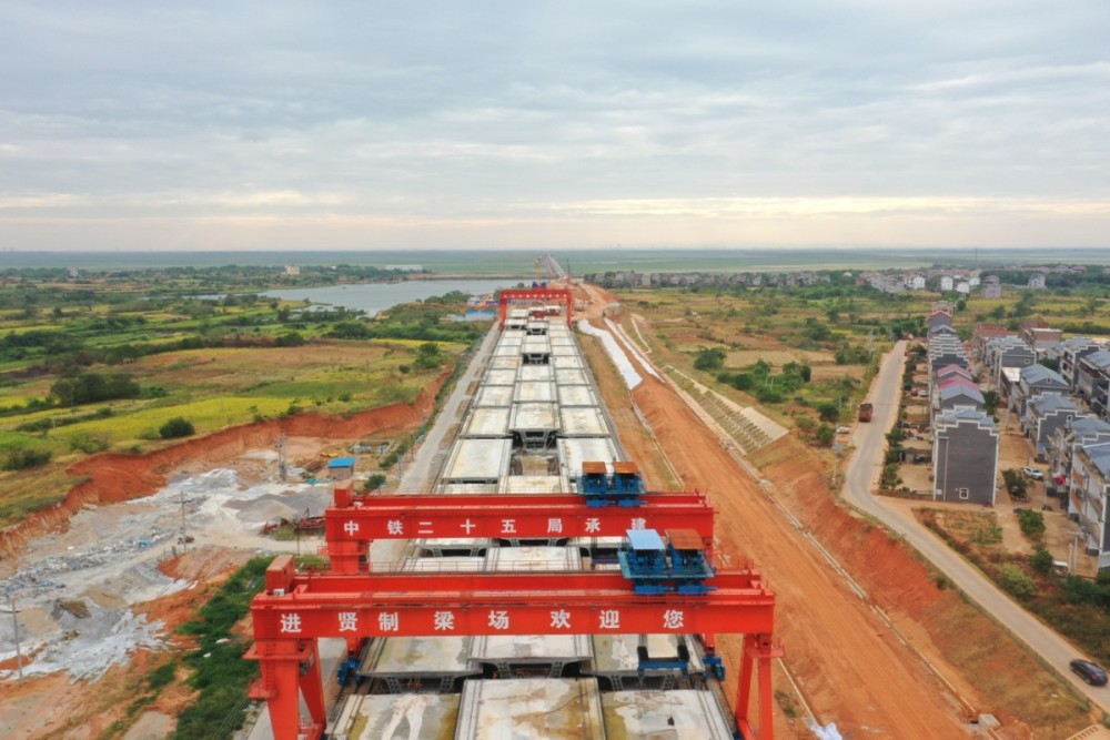 昌景黄铁路进贤制梁场箱梁预制任务圆满完成