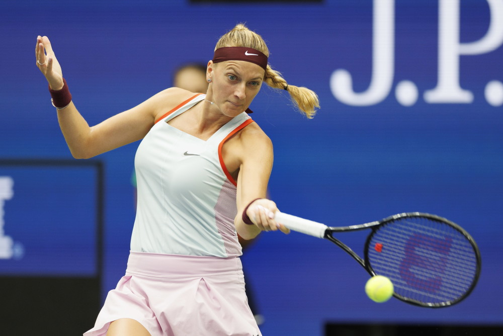 网球美网佩古拉晋级