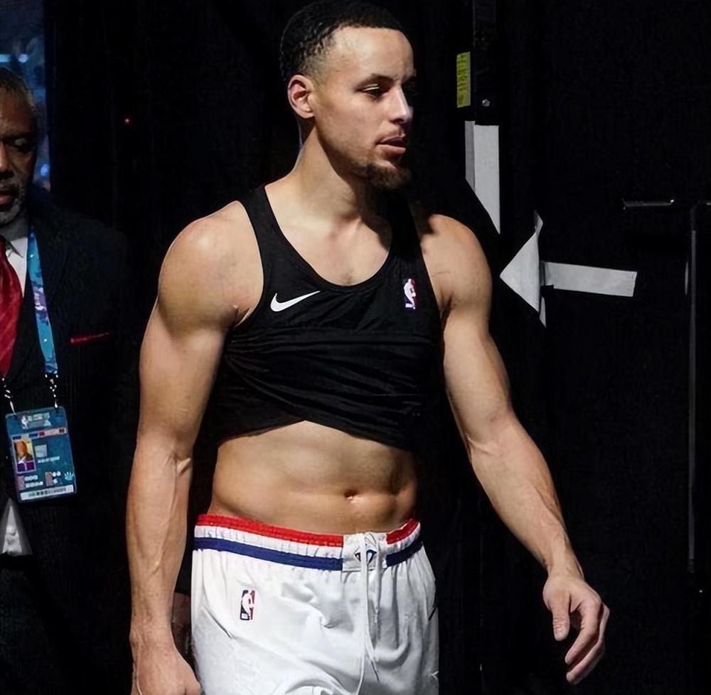 盘点nba那些"伪瘦子":穿衣显瘦,脱衣有肉_腾讯新闻