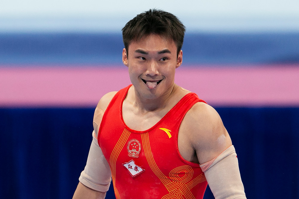 (体育)体操——全国锦标赛:孙炜获男子个人全能亚军