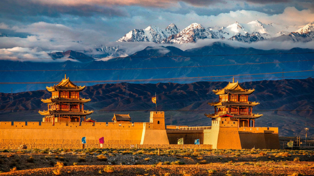 7的纪录片《河西走廊》,旅游朋友们,请至少认真看3遍_腾讯新闻