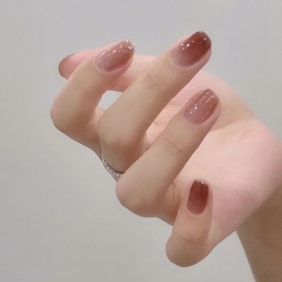 柒号法式指尖美学,浅色系美甲插图1