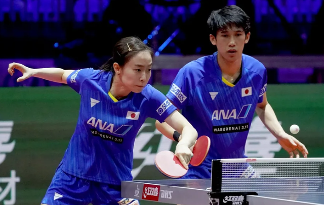 2016年,吉村真晴与水谷隼,丹羽孝希出战里约奥运会,拿到男团银牌.