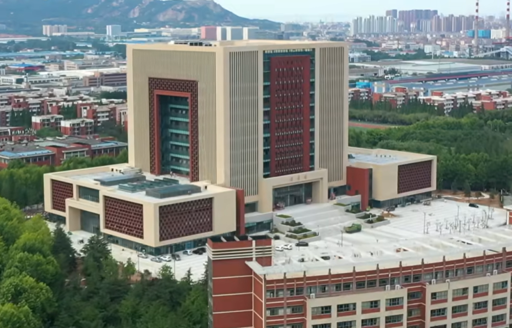 山东科技大学图书信息中心将于秋季学期正式投入使用