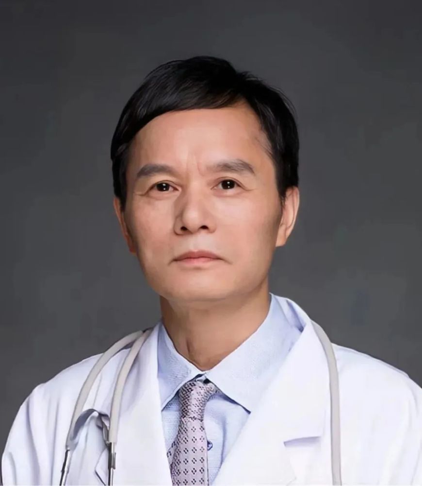 1995年,巨星邓丽君就因哮喘发作,抢救无效逝世,令人扼腕痛惜.