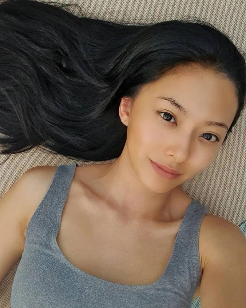 气疯向太,让向佐疯狂迷恋,两度嫁入豪门的黄婉佩,手段太高明插图16