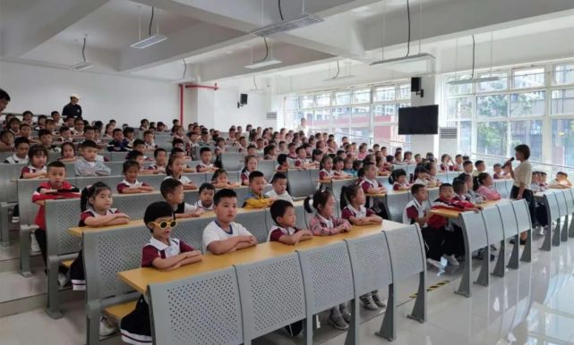 又添一所小学!杨凌西交康桥绿地小学揭牌