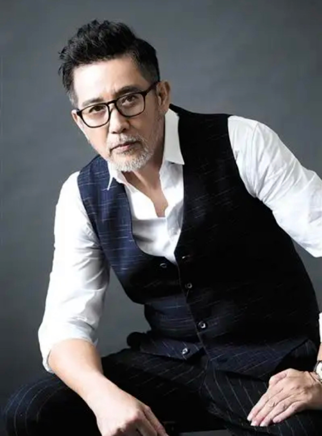 76岁秦汉现身运动,近照骨瘦如柴苍老明显,曾直言难以接受自己变老