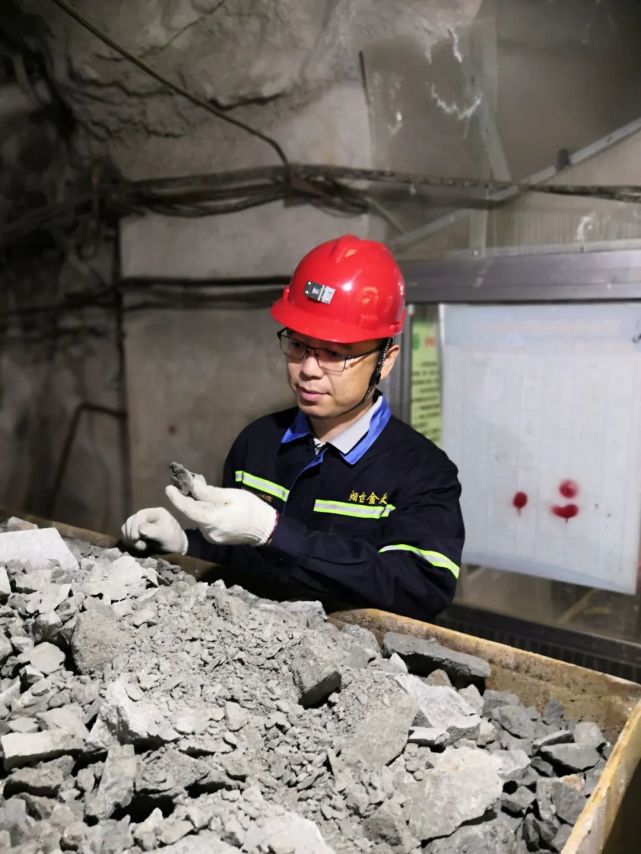 地质科研道路上的"掘金人"——李大鹏_腾讯新闻