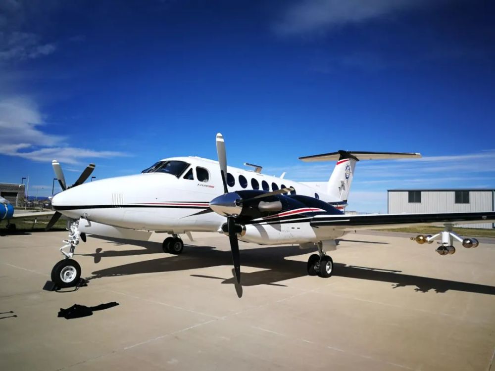 圖為空中國王350增雨飛機該飛機加裝了雲微物理,氣溶膠理化特性以及