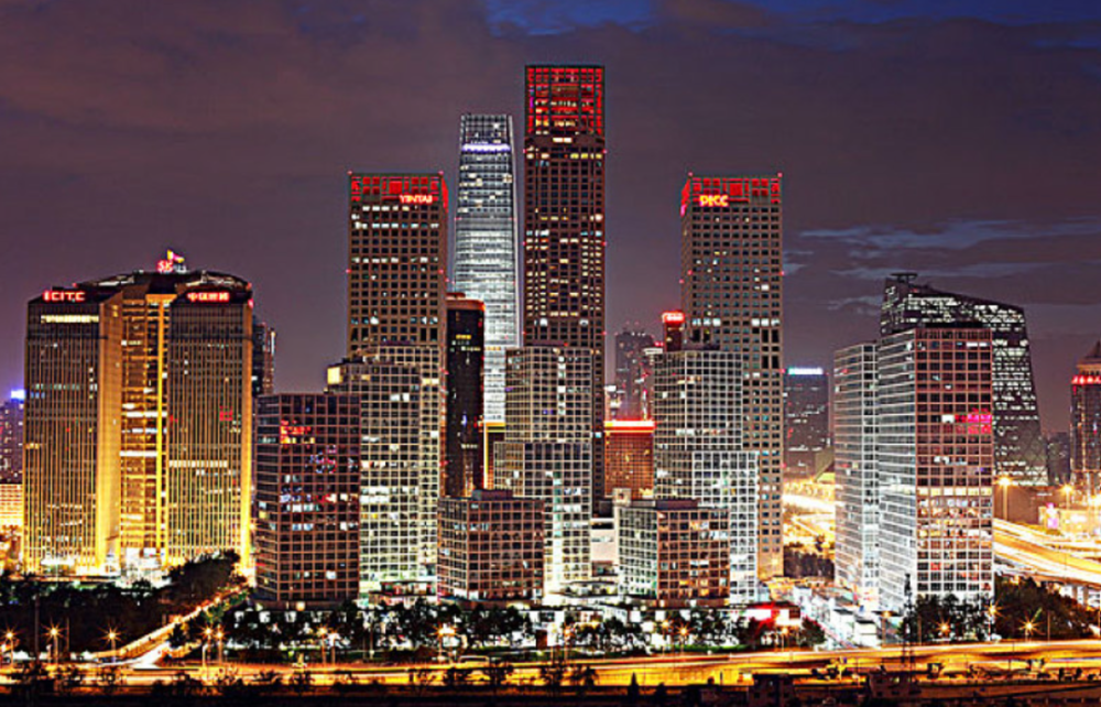 中国新能源汽车城市商业地理｜北京：上半场“电”力不足、下半场换道先行