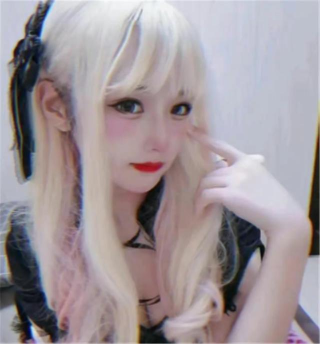 ame并未对不起女朋友?阿梓闺蜜放锤:我有他陪小姐姐喝茶的照片