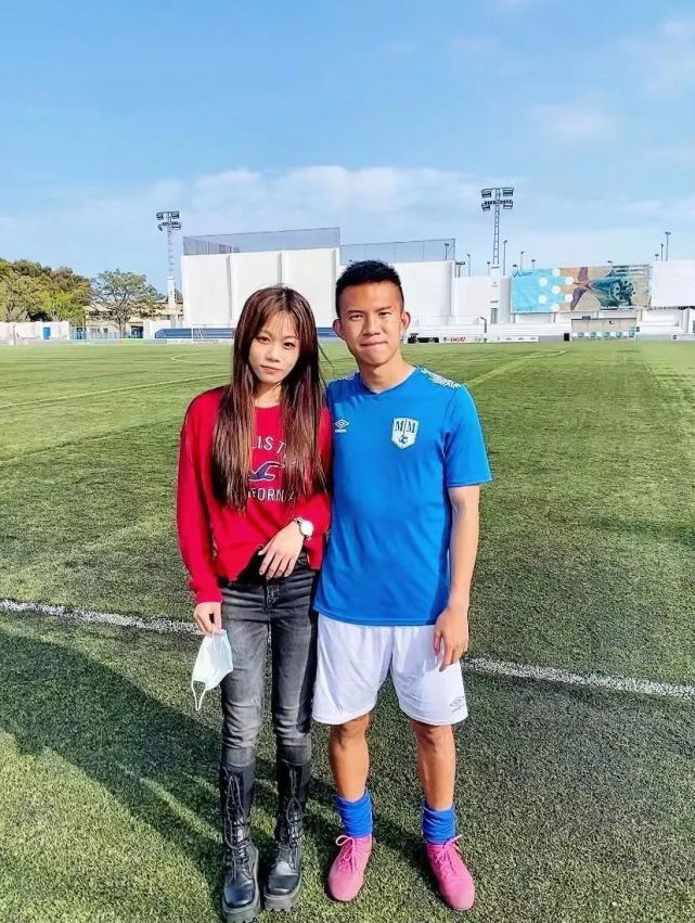 结束五年西班牙之旅，他从校园足球跃上中甲舞台_腾讯新闻