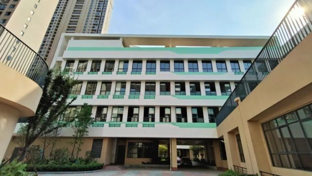 让墨慧课程影响更多学生墨水湖小学东校区"我们将实行两校区一校制