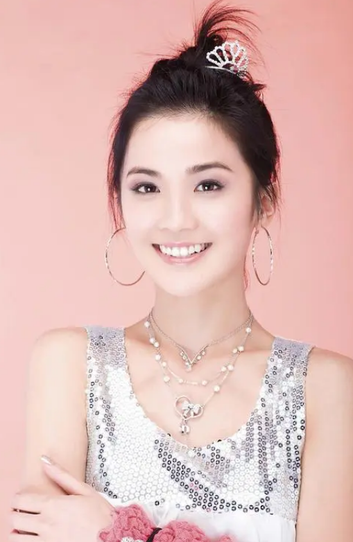 为什么娃娃脸老了也能显年轻?关键在于这几点,太占优势了