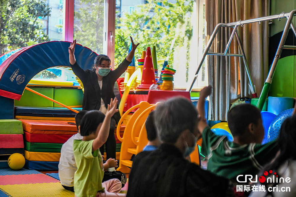 如今,北京市通州区培智学校不仅扩大了校区面积,还配备了信息化多媒体