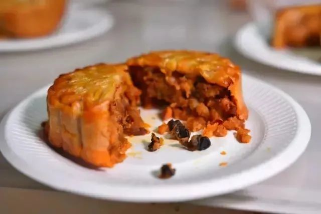 螺蛳粉,胡辣汤,臭豆腐,老陈醋…它们做成月饼啥样子?吃货慎点!